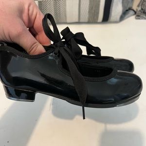 Girls Black Tie Tap Shoes